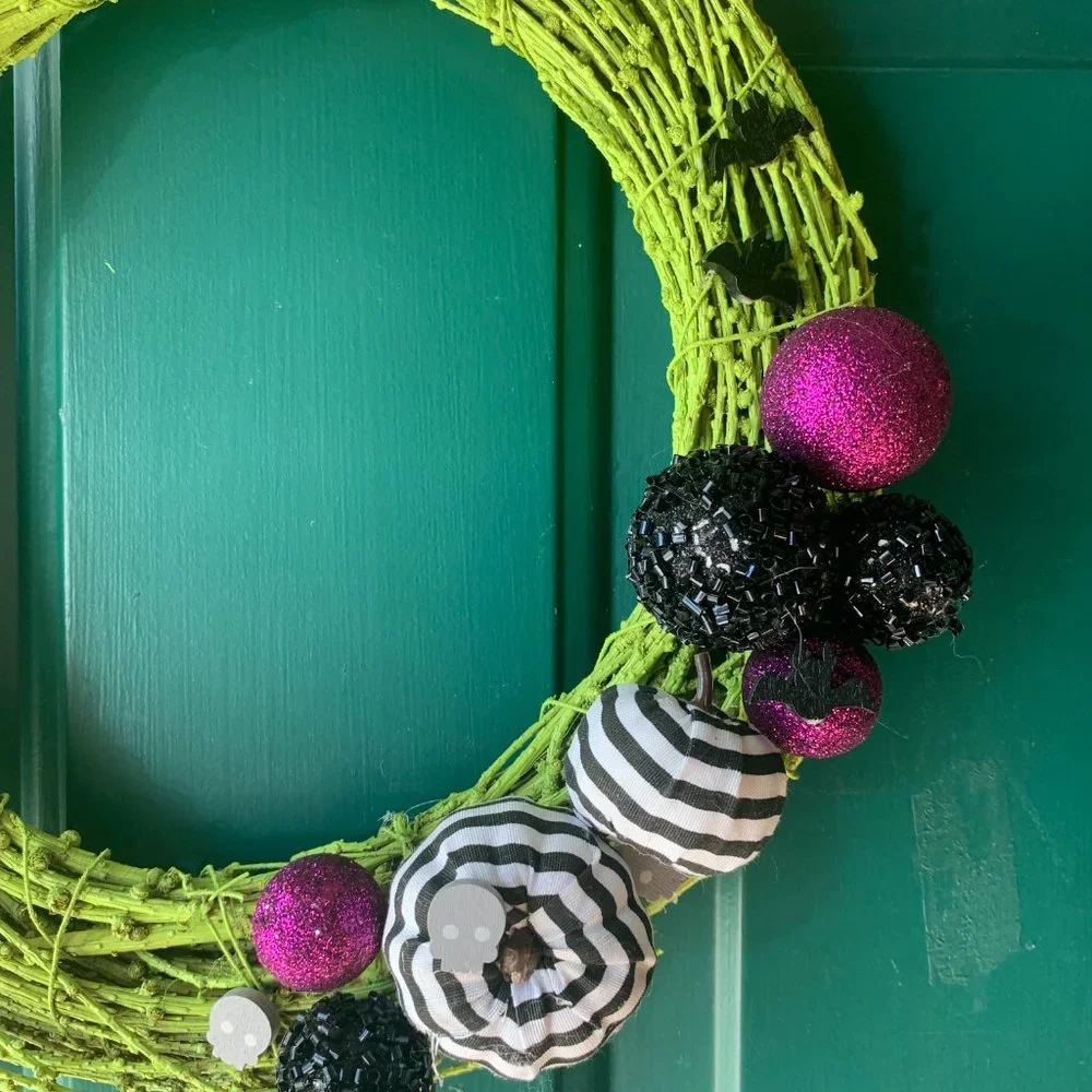 Black and White Pumpkins with Skulls & Bats - Lime Green Happy Halloween Wreath